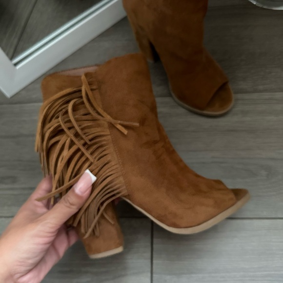 Dolce Vita Booties - Picture 5 of 5